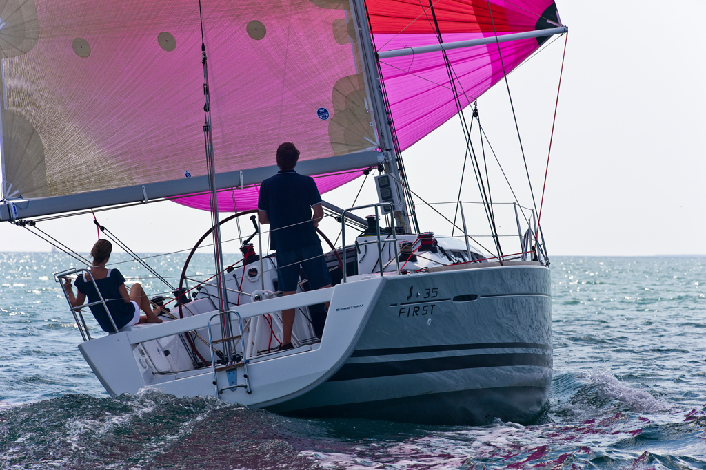Regattayacht Charteryacht First 35 3